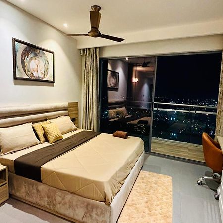 Countryside Luxury Suites - Supernova Noida Nové Dillí Exteriér fotografie