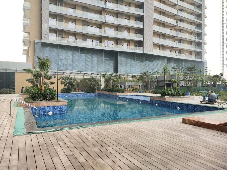 Countryside Luxury Suites - Supernova Noida Nové Dillí Exteriér fotografie