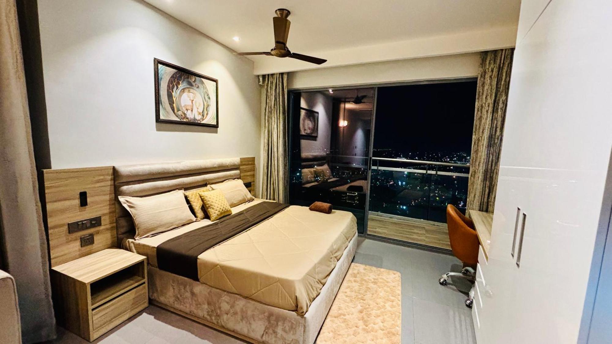 Countryside Luxury Suites - Supernova Noida Nové Dillí Exteriér fotografie